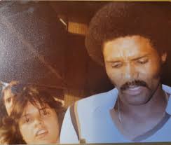 Do you Recognize the Guy in the Middle??