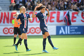 Joueuse du psg depuis 2019, nadia nadim a un destin hors du commun. Nadia Nadim Declare Son Amour Au Psg Et A Paris Apres Sa Prolongation De Contrat