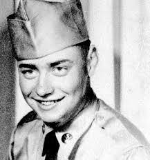 Sandy Traxler's Instagram, Twitter & Facebook