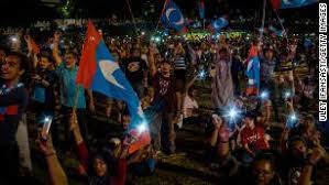 The results of malaysia general election 2018 is to be announced as early as 9:00 pm on the polling day, and it is expected that there will be complete results at 11 pm. Malaysia Election Results Najib Razak Defeated As Opposition Claims Victory In Malaysia Cnn