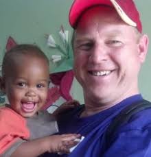 Kevin Bode Locking Arms Men: