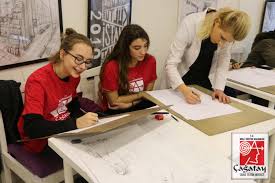 Cagataysanatmerkezi Yetiskin Hobi Cocuk Hobi Moda Tasarim Grafik Tasarim Animasyon Ic Mimarlik Endustri Tasarim Fotograf Video Cagataysanat Resim Sanat Moda