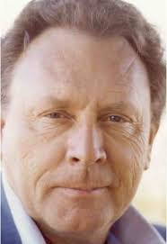 Darwin Gross's Instagram, Twitter & Facebook