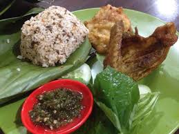 Nasi tutug oncom yang jadi legenda makanan khas nusantara. Nasi To Komplet Nasi Tutug Oncom Dengan Ayam Goreng Khas Sunda