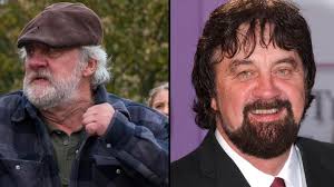 Happy Birthday Steve Luxton (9 Apr)  https://www.facebook.com/photo/?fbid=173951112629206&set=a.173950049295979