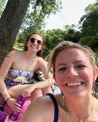 Heather Pink's Instagram, Twitter & Facebook