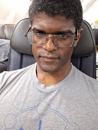 Anyone going to see Boys Like Girls? I'm soooo excited 🖤