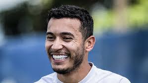 Stella Miranda's Instagram, Twitter & Facebook