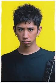 ワンオクtakaの髪型 2020最新 短髪ショート パーマまでセット オーダー方法を解説 slope スロープ taka 髪型 ワンオク taka 髪型 男性の髪