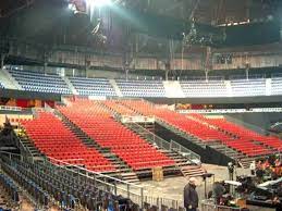 Hoewel meer dan tachtig jaar oud, is de zaal energieker dan ooit. Sportpaleis En Lotto Arena Scoren Goed In Muziekbladen De Morgen