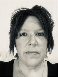 Minnedosa farm cats for adoption with dog experience