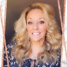 Sharon Mcvicker's Instagram, Twitter & Facebook