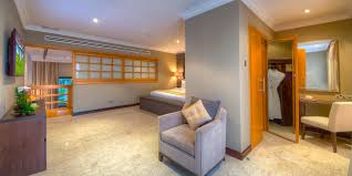 Guests enjoy the beach locale. Executive Suite Dubai Marine Beach Resort Spa