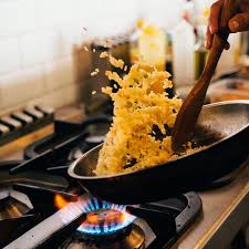 Jual masakan padang enak di magetan. Belajar Bagaimana Memulai 3 Usaha Kuliner Enak Nasi Goreng Batagor Somay Dan Mie Kangkung Bersama Chef Hery Rohendi Maubelajarapa