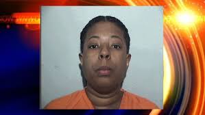 Woman in custody after shooting outside Toledo bar