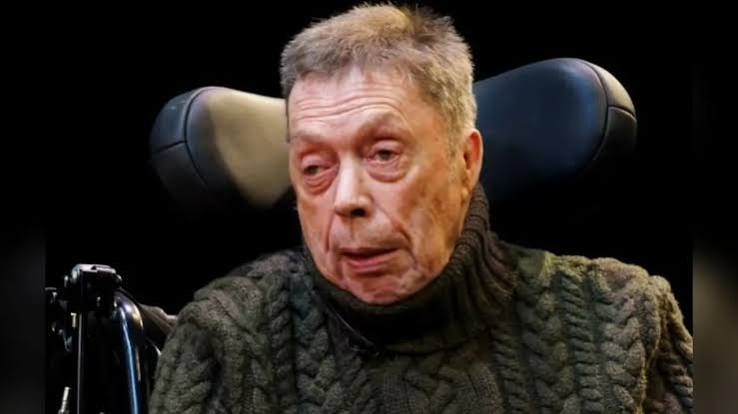 Hollywood legend Tim Curry, best known for IT dies at 80