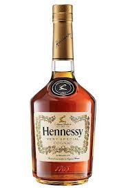 Cognac only uses white grapes and a cru cognac must not contain less than 90% of the following varieties: Cognac Vs Brandy What S The Difference How They Re Made And Prices