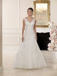 Check spelling or type a new query. Aktuelle Kollektion Stella York Hubsche Brautkleider Braut Kleider Hochzeit