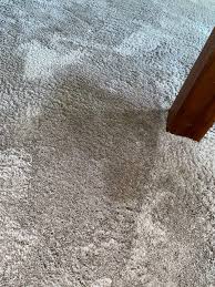 Kaffeeflecken und teeflecken aus dem teppich entfernen kaffeeflecken gehören zweifellos zu den häufigeren und gleichzeitig gemeineren verschmutzungen auf einem teppich. Wie Bekomme Ich Eine Kaffeefleck Aus Einem Grauen Teppich Haushalt Reinigung Flecken