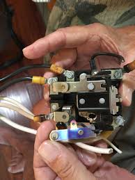 The switch is a double pole switch with two separate 120 volt ac legs. Transfer Switch Problem Electrical Fmca Rv Forums A Community Of Rvers