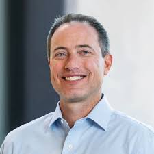 Auto giant makes a plea for more software engineers