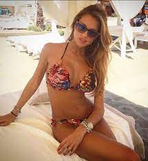 Early life martina maccari's birthdate is 19th november 1985 and her birthplace. Svezia Italia Questione Di Wags Da Chiara Biasi A Rebecca Thel Tutte Le Donne Dello Spareggio Foto