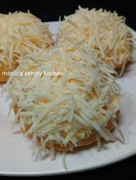 • terigu kunci biru/roda biru 500 gr • instant yeast 10 gr • gula halus 100 gr • susu bubuk 30 gr • baking. Resep Roti Viral Roti Jabrik Monic S Simply Kitchen