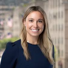 10 years ago I started my first job out of school at WPP/Ogilvy. Like most… 