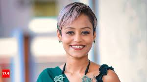 Daisy David's marriage advice for netizen gains attention, says 'Some men  shall rule, not all'