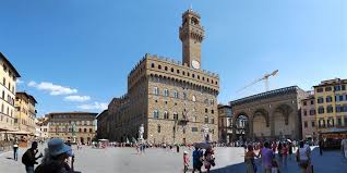 paˈlattso ˈvɛkkjo old palace) is the town hall of florence, italy.it overlooks the piazza della signoria, which holds a copy of michelangelo's david statue, and the gallery of statues in the adjacent loggia dei lanzi. Palazzo Vecchio Family Museum