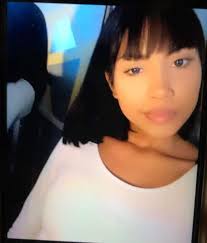 🛑 ÚLTIMO MOMENTO❗ SECUESTRAN A MENOR DE 16 AÑOS❗ NOMBRE DE LA MENOR ARANIS  MIDE 5'3” DE TEZ NEGRA, OJOS VERDES LLEVABA PUESTO FALDA Y CAMISA AZUL POR  C.I.C DE CAGUAS SECUESTRO