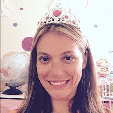 Holly Kress's Instagram, Twitter & Facebook