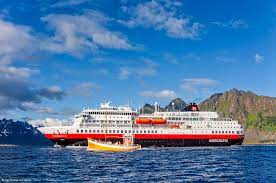 Go to norwegian coastal express. Ms Finnmarken Besondere Kreuzfahrten 2021 2022 Beim Testsieger Buchen