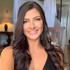 Bridget Brooks's Instagram, Twitter & Facebook