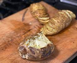 Best Baked Taters Crispy And Hasselback Kent Rollins Best Baked Potato Kent Rollins Food Printables
