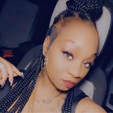 Lorraine Timmons's Instagram, Twitter & Facebook