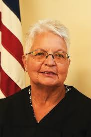 Nancy Hollenbeck's Instagram, Twitter & Facebook