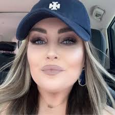 Victoria Norfleet's Instagram, Twitter & Facebook