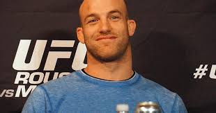 UFC: Cummins suffers knockout blow