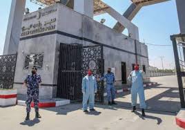 وأشار الحاجي إلى أن التواصل بينه وبين التنسيقيات في الداخل يتم وشدد الحاجي على ان التنسيقات ادت دورها الى حد ما، موضحا انهم قاموا بعمل كبير في ظل. Ø¯Ø§Ø®Ù„ÙŠØ© ØºØ²Ø© ØªÙ†Ø´Ø± ÙƒØ´Ù Ø£Ø³Ù…Ø§Ø¡ Ø§Ù„ØªÙ†Ø³ÙŠÙ‚Ø§Øª Ø§Ù„Ù…ØµØ±ÙŠØ© Ø§Ù„Ù…ØºØ§Ø¯Ø±ÙŠÙ† Ø¹Ø¨Ø± Ù…Ø¹Ø¨Ø± Ø±ÙØ­ ÙŠÙˆÙ… Ø§Ù„Ø§Ø­Ø¯ Ø³Ù…Ø§ Ø§Ù„Ø¥Ø®Ø¨Ø§Ø±ÙŠØ©