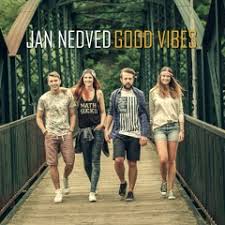 Hlavním principem práce studia nedvěd architekti je hledání nových prostorových řešení architektonických interiérů a exteriérů ve. Jan Nedved Bek Ofis S Stream