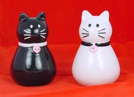 Black And White Cat Salt And Pepper Shakers Cute Black White Cats S P Shakers Salt Pepper Shakers Salt And Pepper Salt And Pepper Shaker