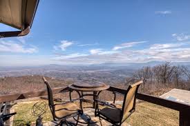 With its 4 bedrooms and 3 full baths there's has plenty of room for everyone. Best View Ever Pigeon Forge 5 Bedroom Luxury Mountain View House Rental 136082 Find Rentals