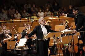 Loretta schrijver (new york, 16 mei 1956) is één van de huidige presentatoren van koffietijd. Placido Domingo Starts Five Encores On His Return To The Spanish Stages Paudal