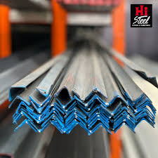 Besi Siku 30 X 30 X 1.4mm X 6m (22 X 22 X 1.4mm X 6m) » Hi Steel
