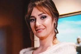 منذ اعتزال الفنانة «حلا شيحة» أضواء النجومية والفن، تعمدت ارتداء الحجاب ثم قررت بعد ذلك ارتداء النقاب، وابتعدت بالفعل عن الكاميرات والأضواء، ولم. Ù…Ù† Ù‡ÙŠ Ø­Ù„Ø§ Ø´ÙŠØ­Ø© ÙˆÙŠÙƒÙŠØ¨ÙŠØ¯ÙŠØ§ Ø®Ø·ÙˆØ§Øª Ù…Ø­Ù„ÙˆÙ„Ù‡