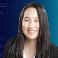 Leadership, Communication, and Growth w/ Emily Sander by The Tech Leader's  Playbook