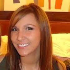 Ashley Reasoner's Instagram, Twitter & Facebook