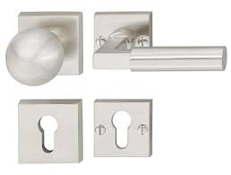 Alpertec 88020510 edelstahl moskau für wohnungseingangstüren pz drückergarnitur türdrücker türbeschläge neu. Turdrucker Garnitur Messing Bisschop Bauhaus Weimar 684 444 N 190 Hafele