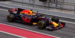 W jubileuszowym, setnym wyścigu w barwach red bull racing, max verstappen wywalczył drugie miejsce … Red Bull Rb13 Wikipedia Wolna Encyklopedia